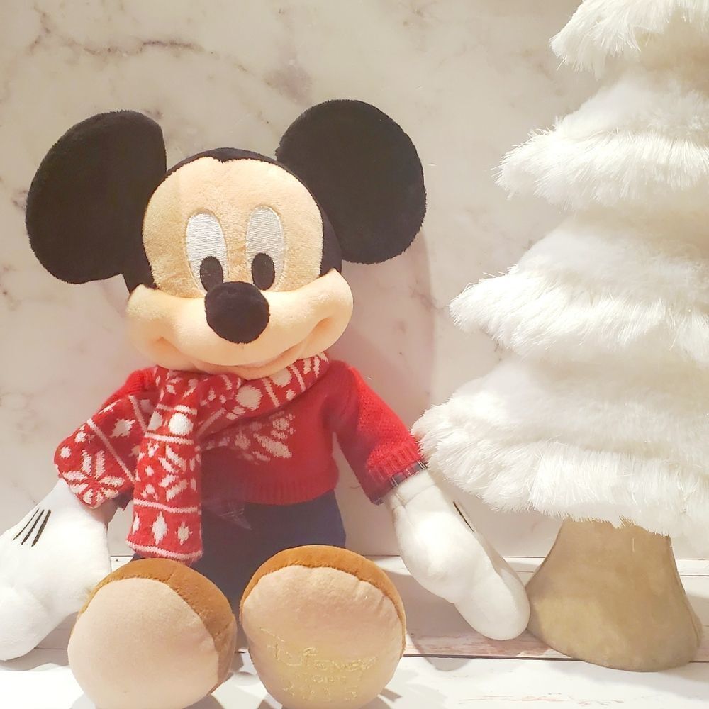 2015 Limited Holiday/Christmas Edition Disney Store Plush Mickey